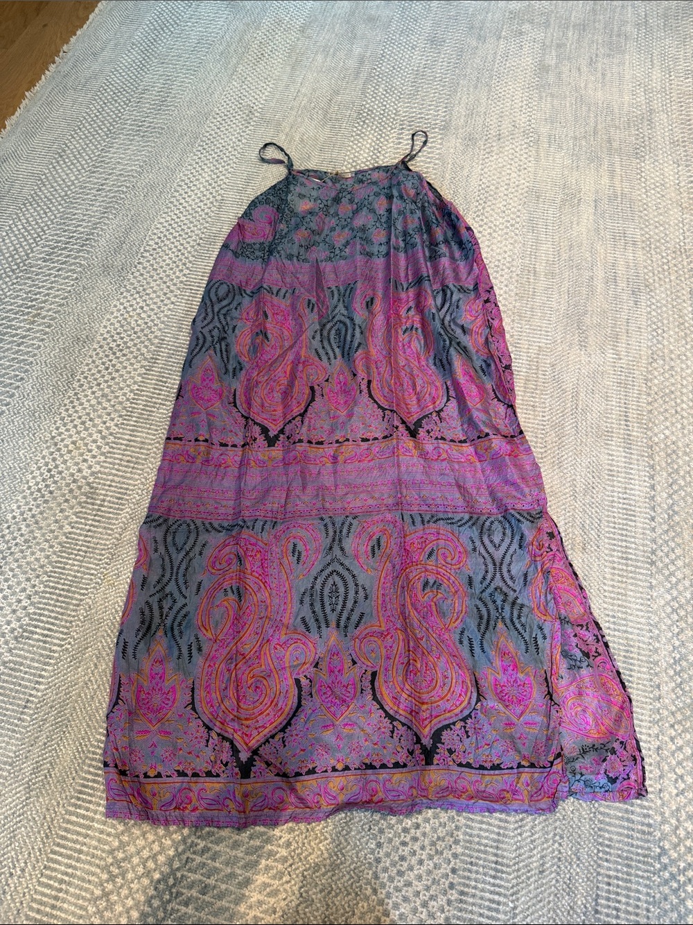 Sleeveless Pink and Gray Paisley Maxi Dress with Spaghetti Straps